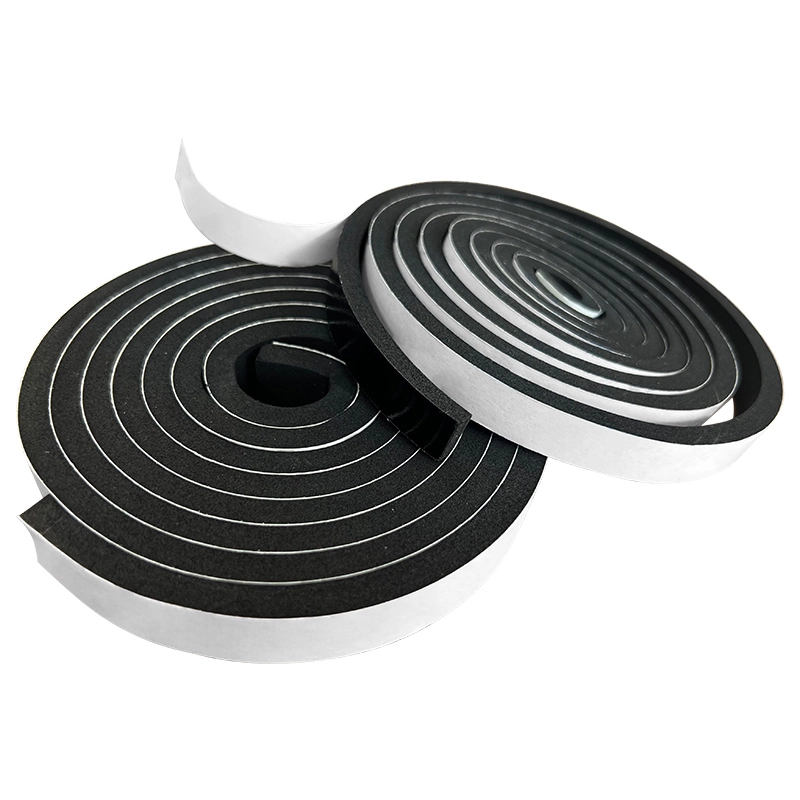 Black CR neoprene foam strip with single-sided adhesive backing, continuous roll foam tape for on-site sealing construction
